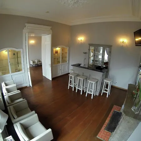 Feriehus Luxurious Mansion Mettet