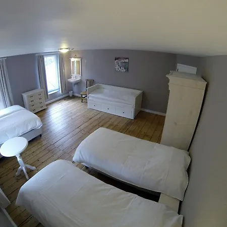 Beautiful Mansion In Mettet With Sauna Holiday home